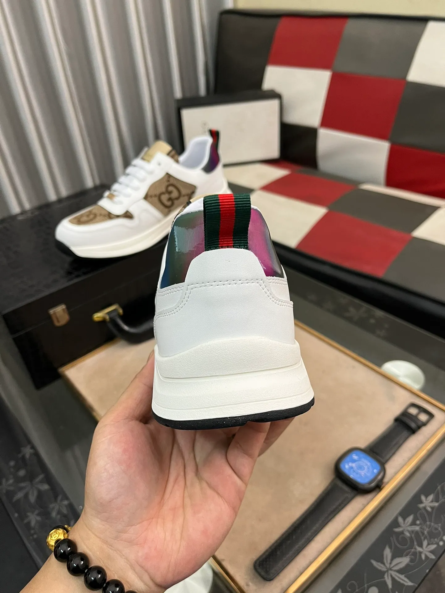 Men's Men's Shoes 💰420 ⌚️⌚️[GUCCI] Gucci men's casual shoes are absolutely popular 🔥The ultimate matching item for trendy men! Irresistible charm of super texture, the main recommendation, the upper is made of high-quality cowhide + breathable fabric, sheepskin feet, wear-resistant rubber sole, noble and elegant! Extremely comfortable🎁🎁You can be as handsome as you want💪 Size: 38-44!